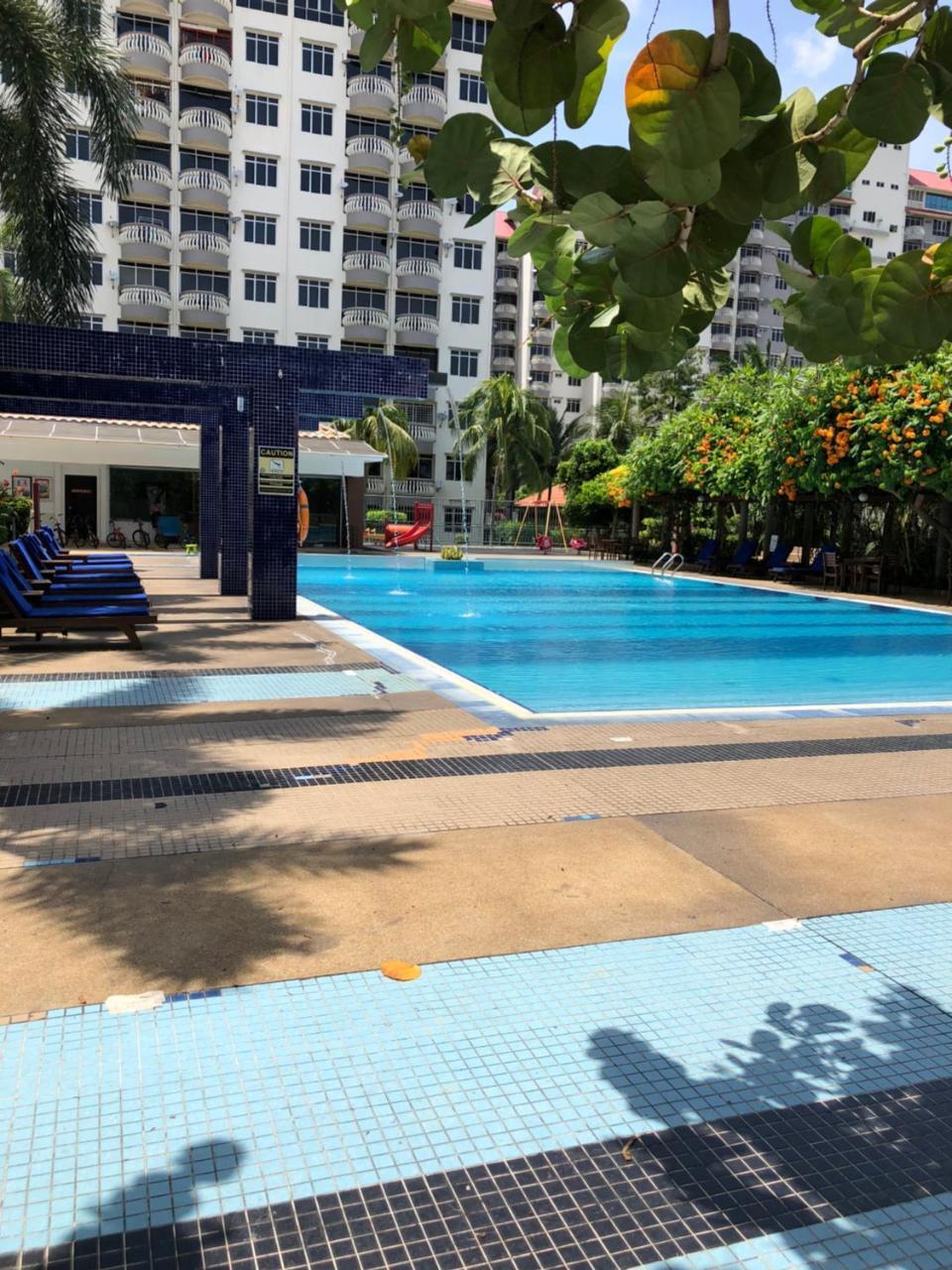 Private Water Chalet Port Dickson Exterior foto
